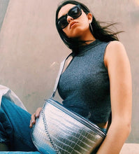 Load image into Gallery viewer, Fannypack Silver women bags