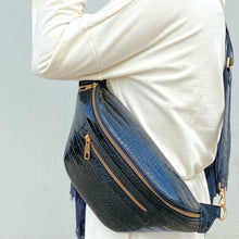 Load image into Gallery viewer, Black fannypack women bags